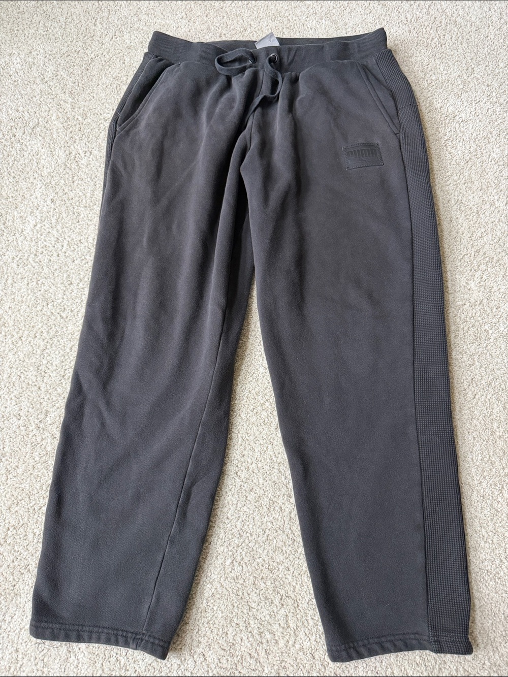Puma Men’s Black Relaxed Drawstring Joggers (size xl)
